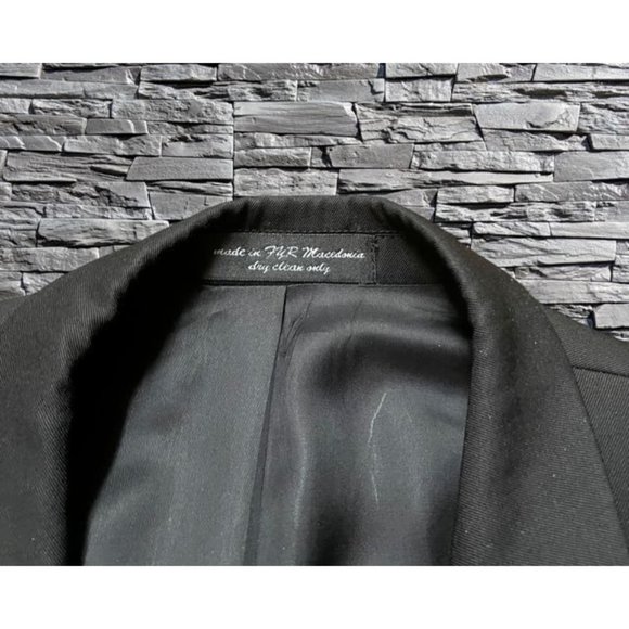 Men's Gianfranco Ruffini Black Suit Jacket Size 42, Worn Once - Picture 8 of 13